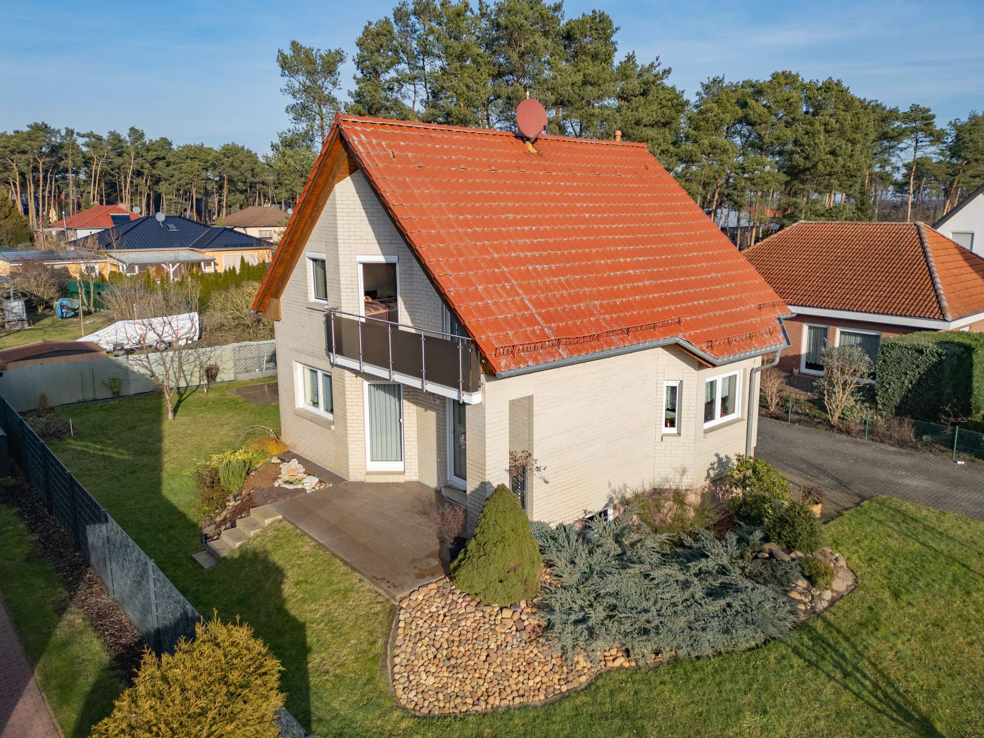 VERKAUFT: Endlich ankommen! Einzugsbereites Einfamilienhaus mit hohem Komfort in Brück!