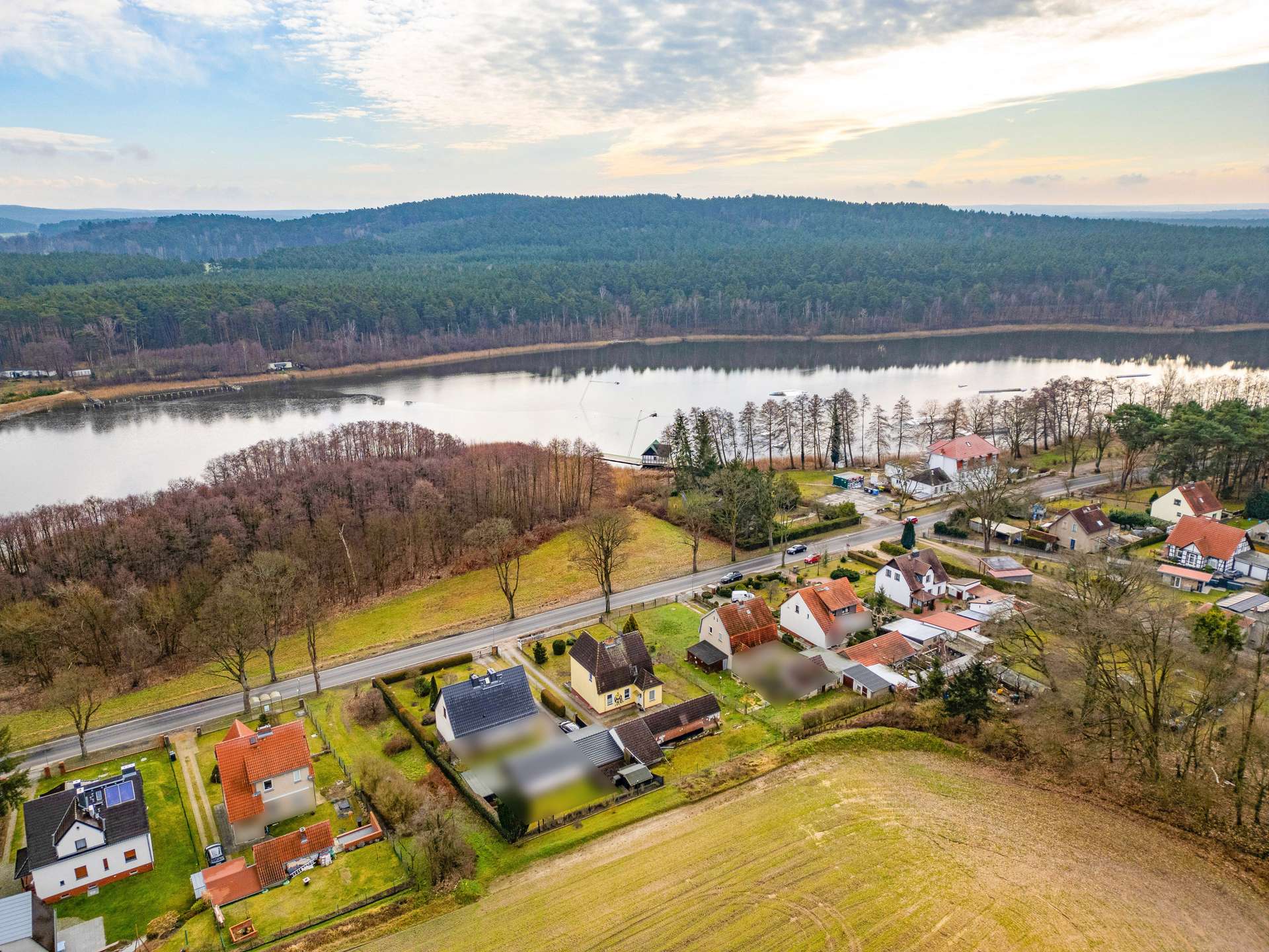 VERKAUFT: Wohnen, wo andere Urlaub machen - Charmantes Einfamilienhaus am Petersdorfer See (Bad Saarow)