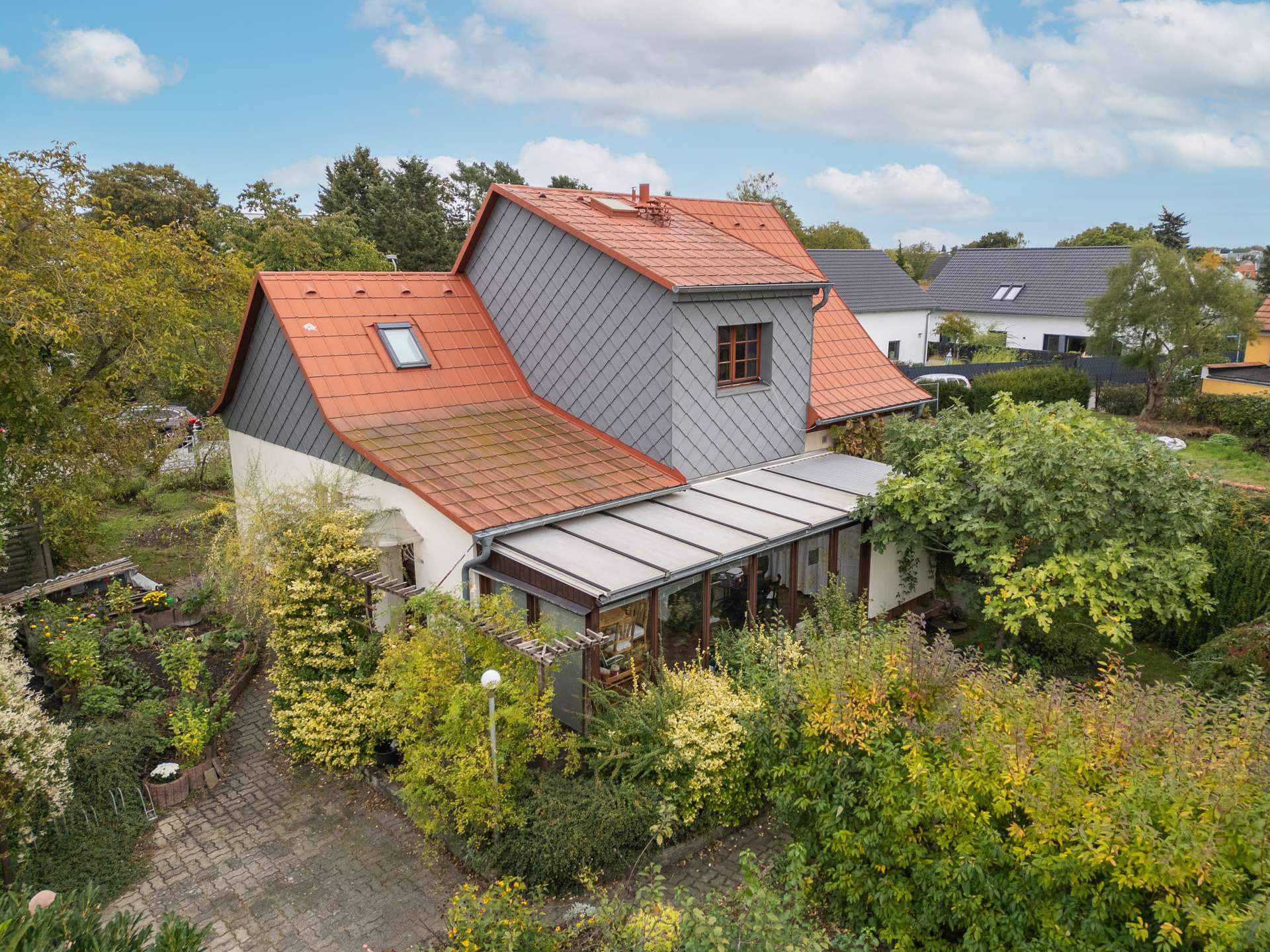 VERKAUFT: Rohdiamant in Teltow: Einfamilienhaus mit großem Garten – Gestalte dein eigenes Familienparadies!